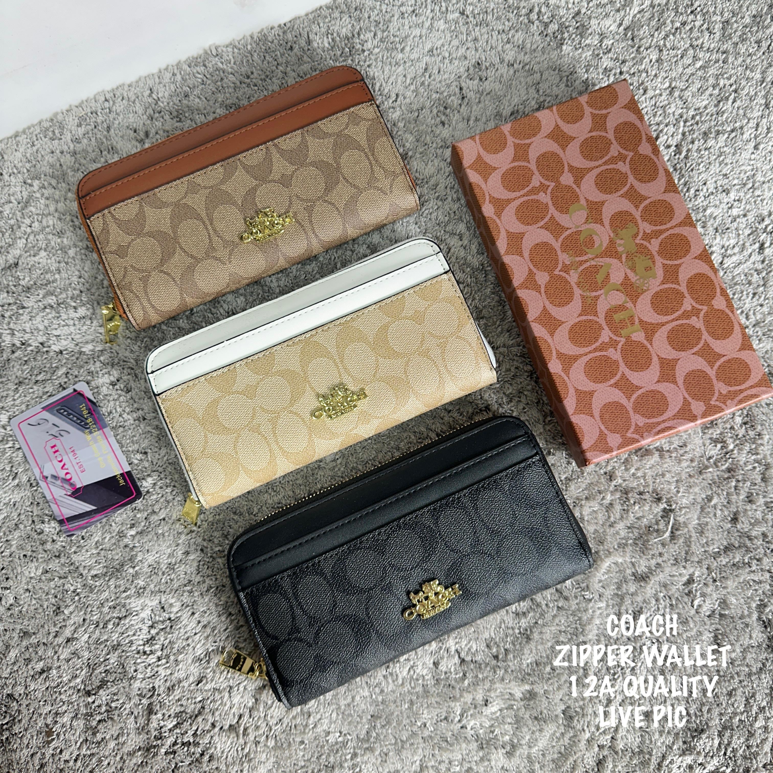 Coach Zipper Wallet