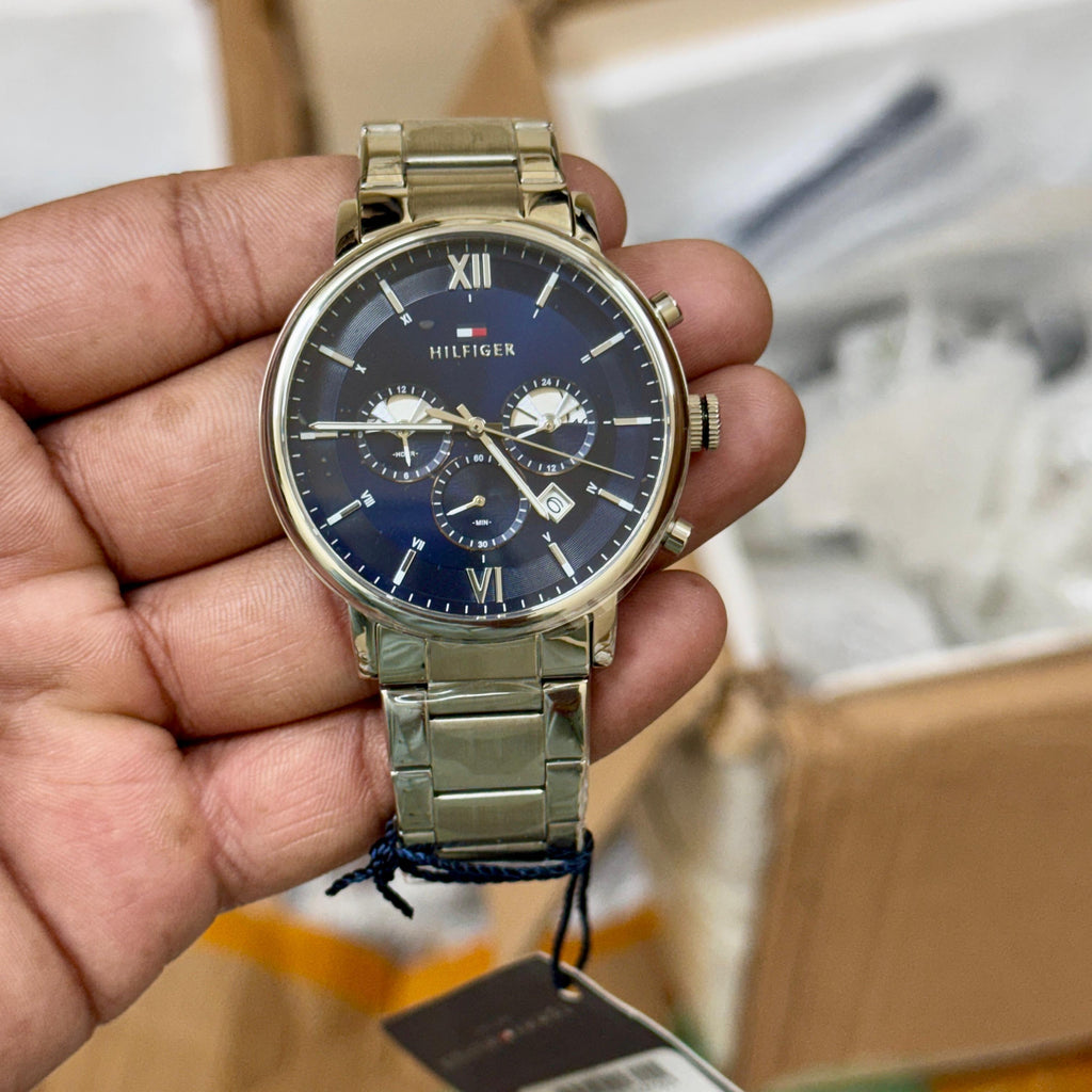 Tommy Hilfiger Carly Collection