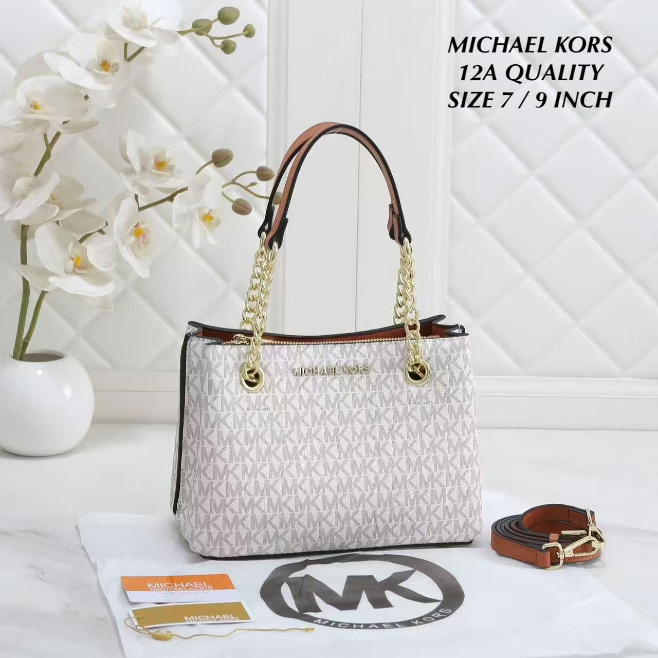 Michael Kors Teagan Large Logo Bag