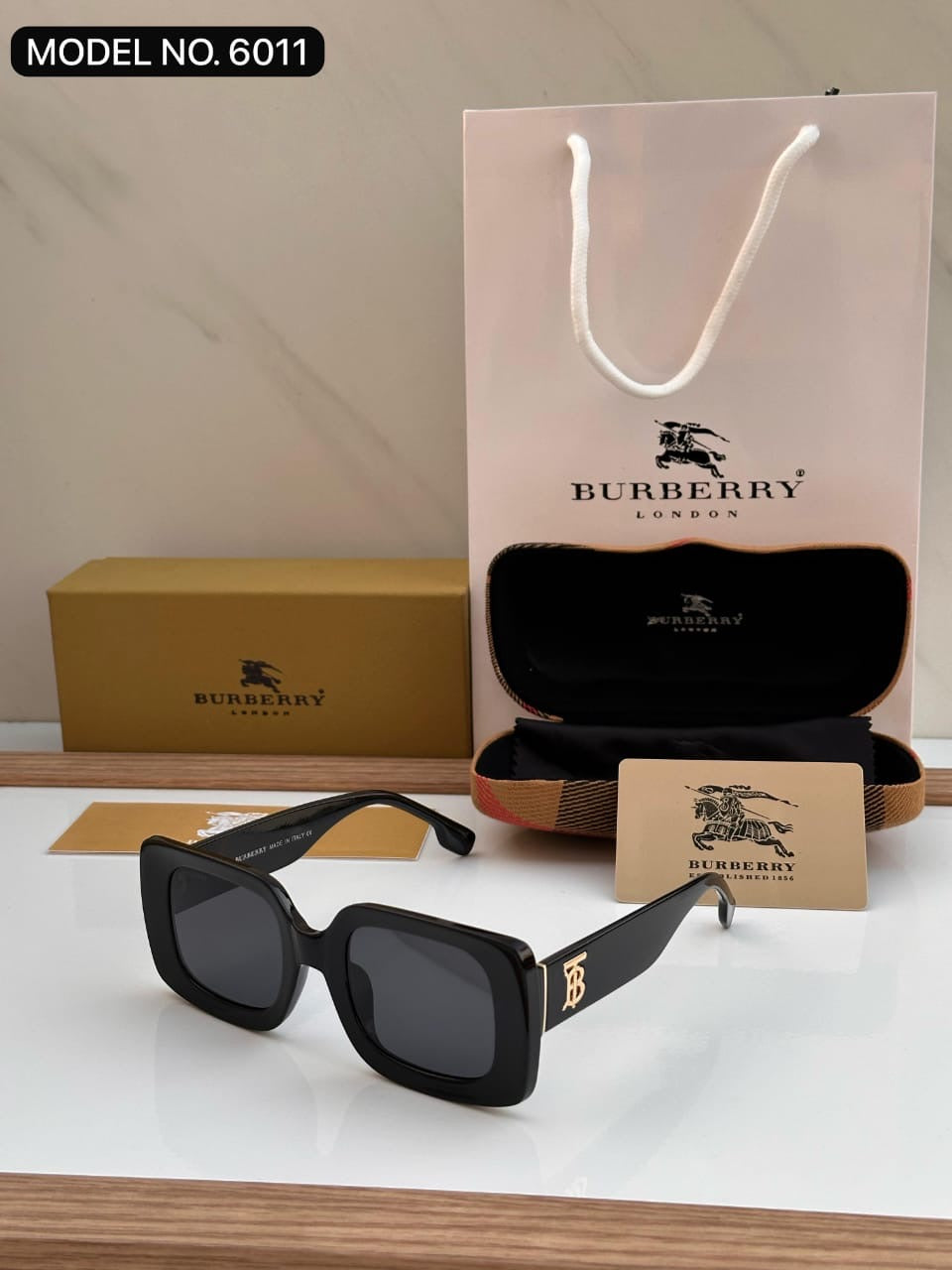 Burberry Unisex Sunglasses