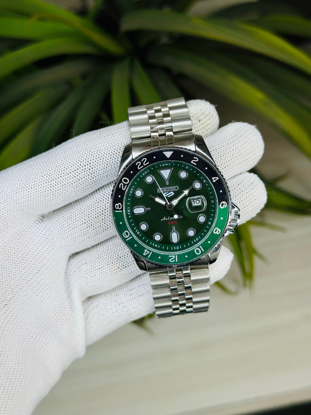 Seiko 5 Sports GMT