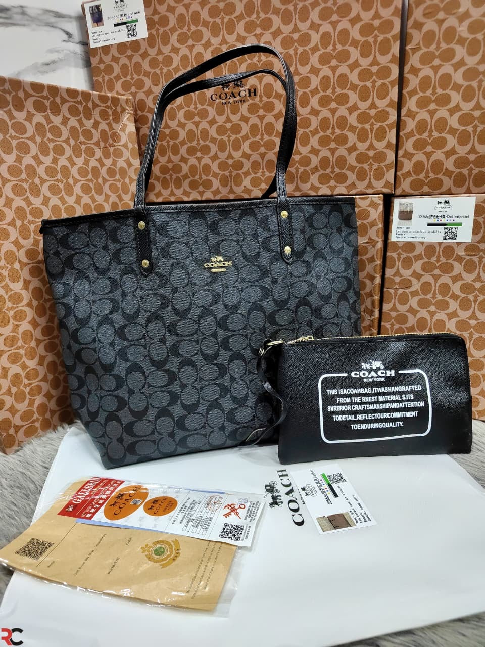 Coach City Tote In Signature Canvas