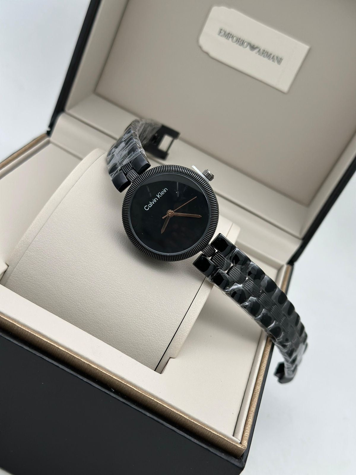 Calvin Klein Minimalist