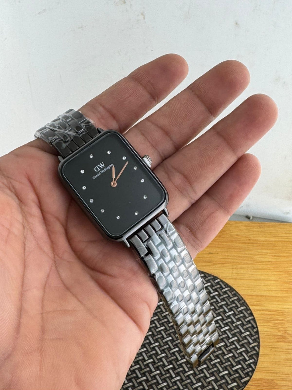 Daniel Wellington Square Dial Series