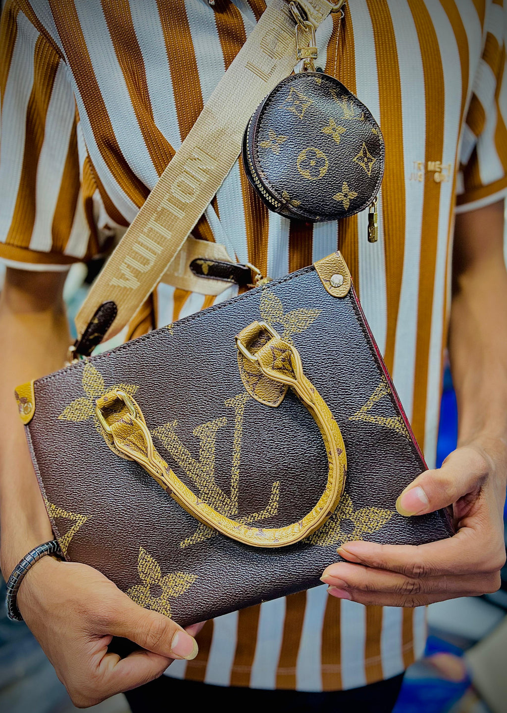 Louis Vuitton On The Go PM