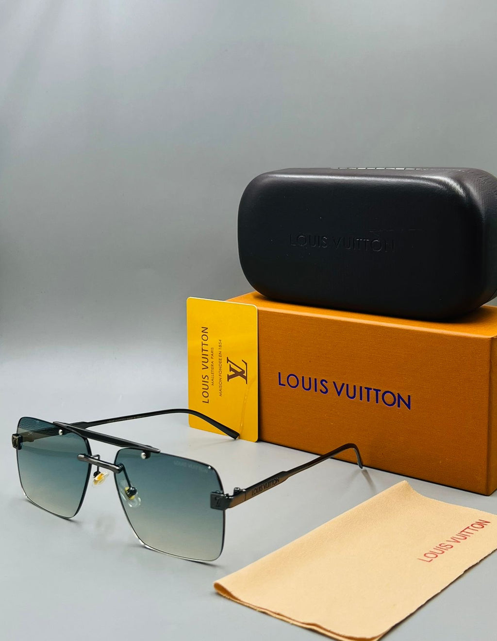 Louis Vuitton Unisex Sunglasses