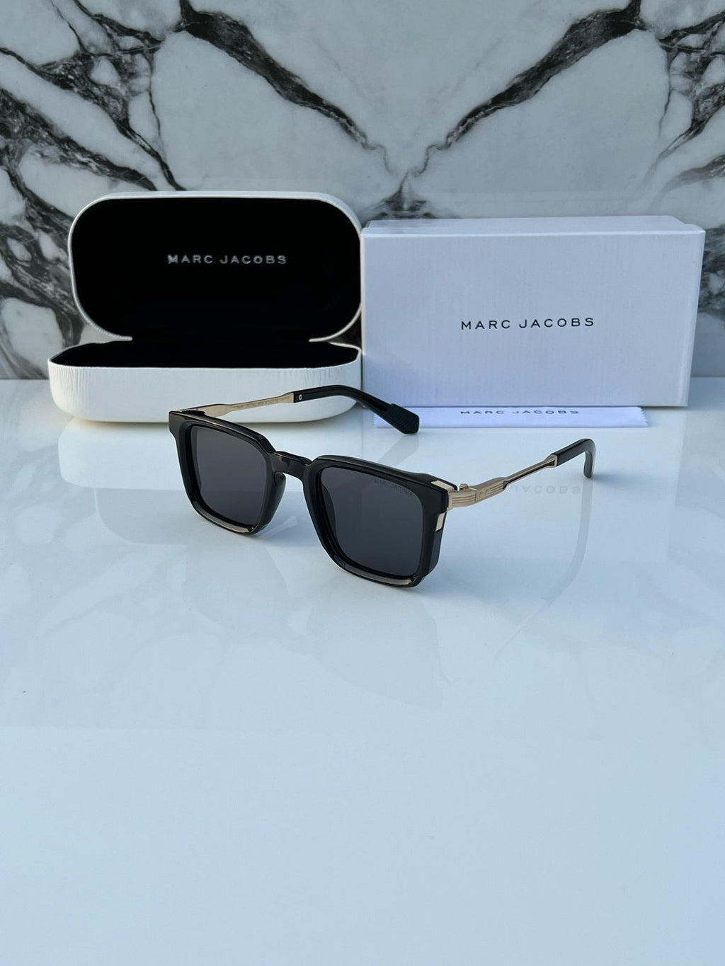 Marc Jacobs Unisex Sunglasses