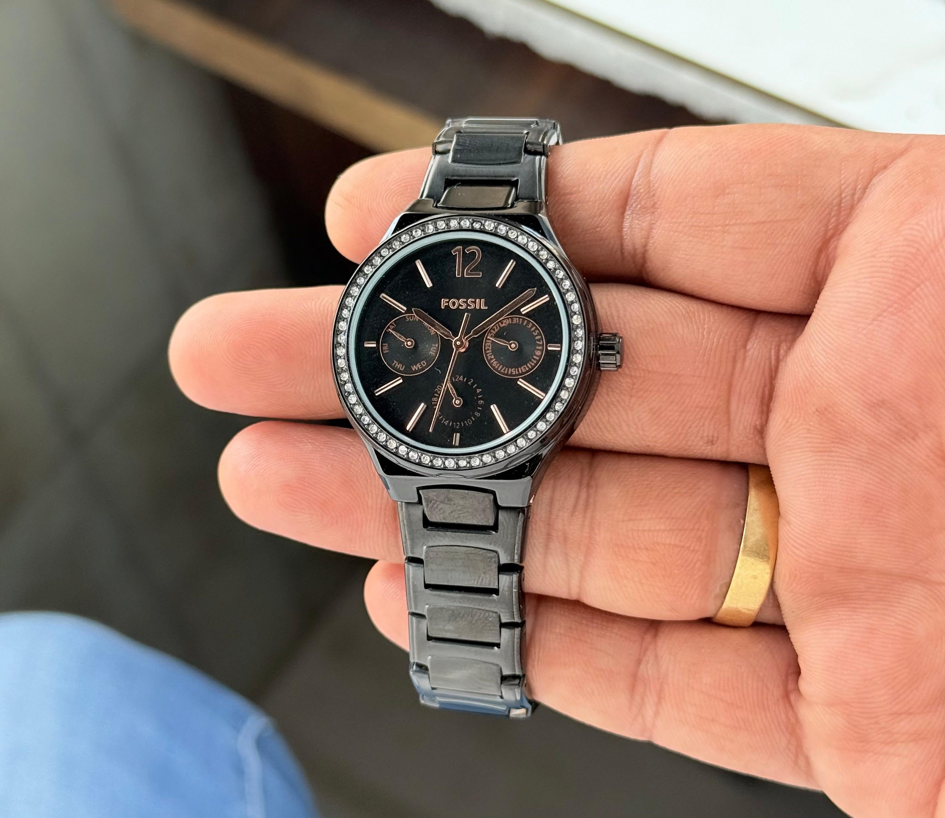 Fossil Eevie Multifunctional Collection