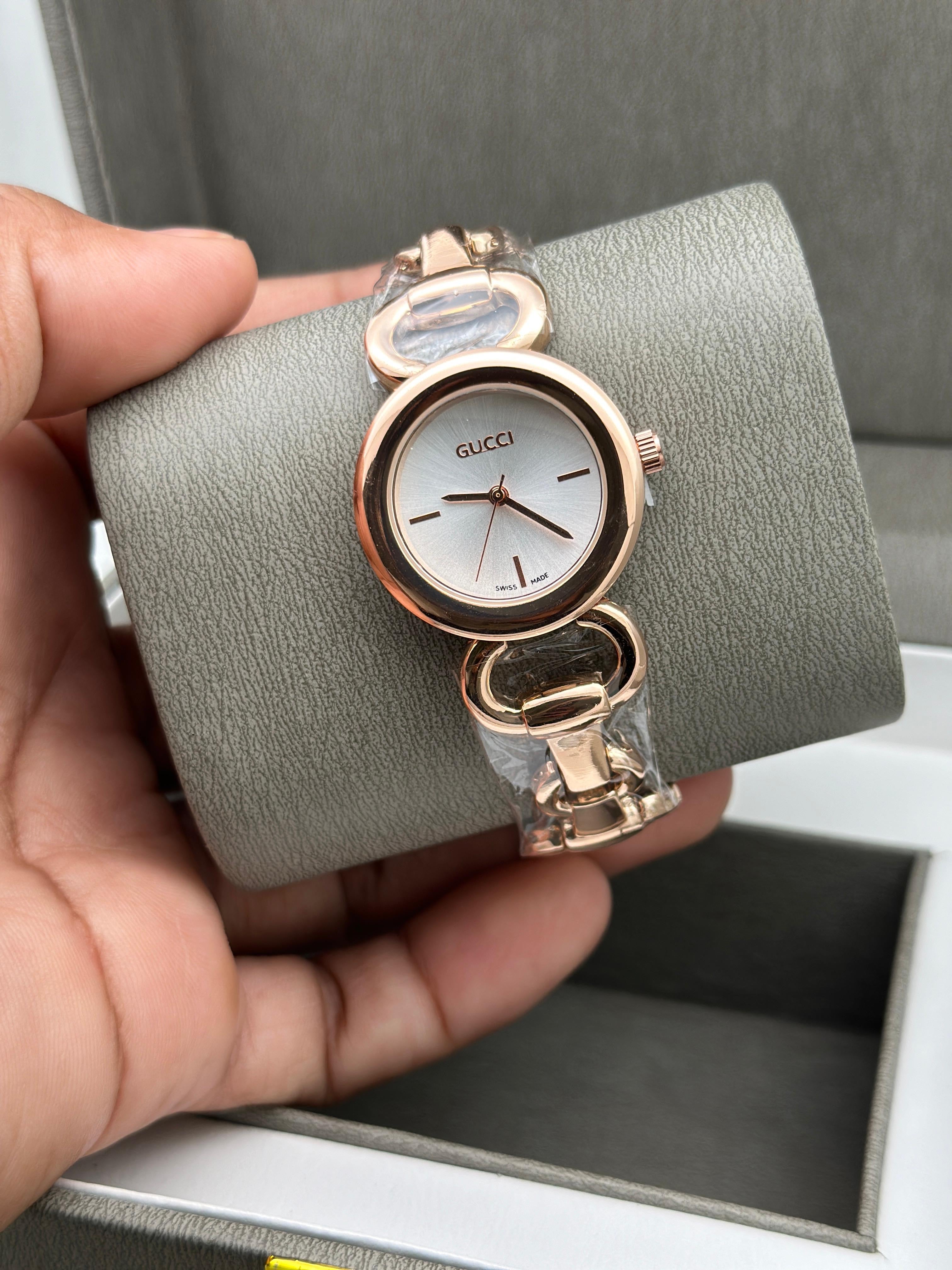 Gucci Round Gold Bracelet