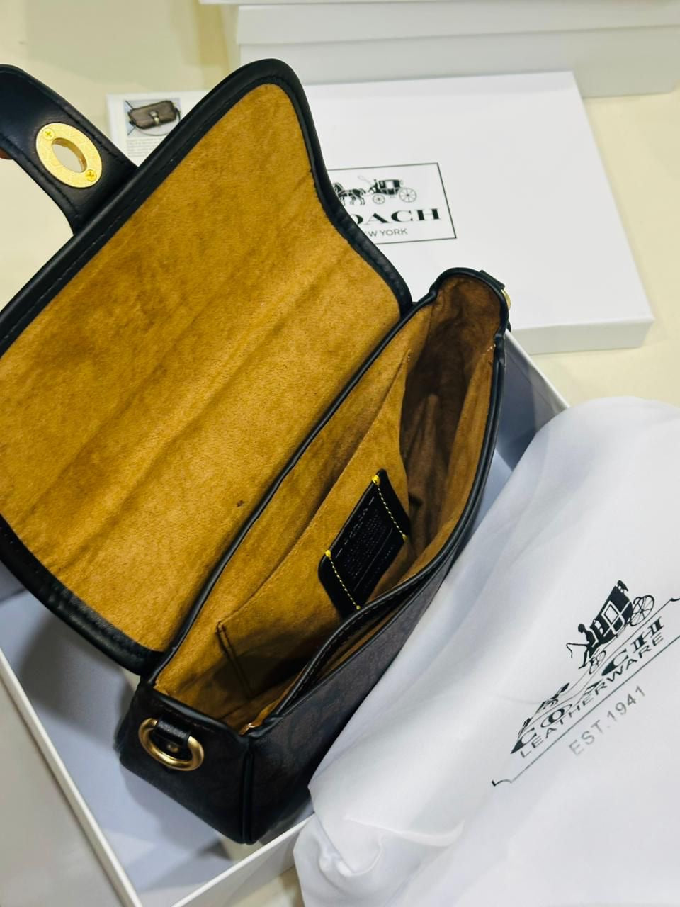 Coach Hadley Shoulder Bag