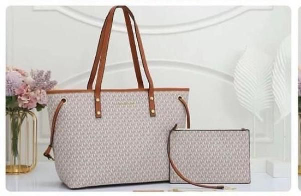 Michael Kors Jet Set Large Tote Bag