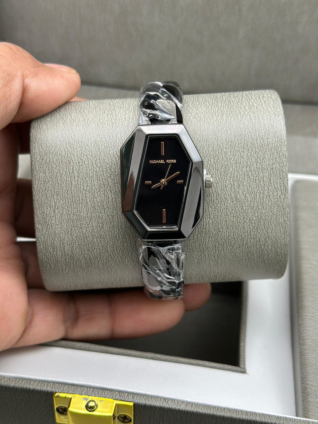 Michael Kors Chain-Link