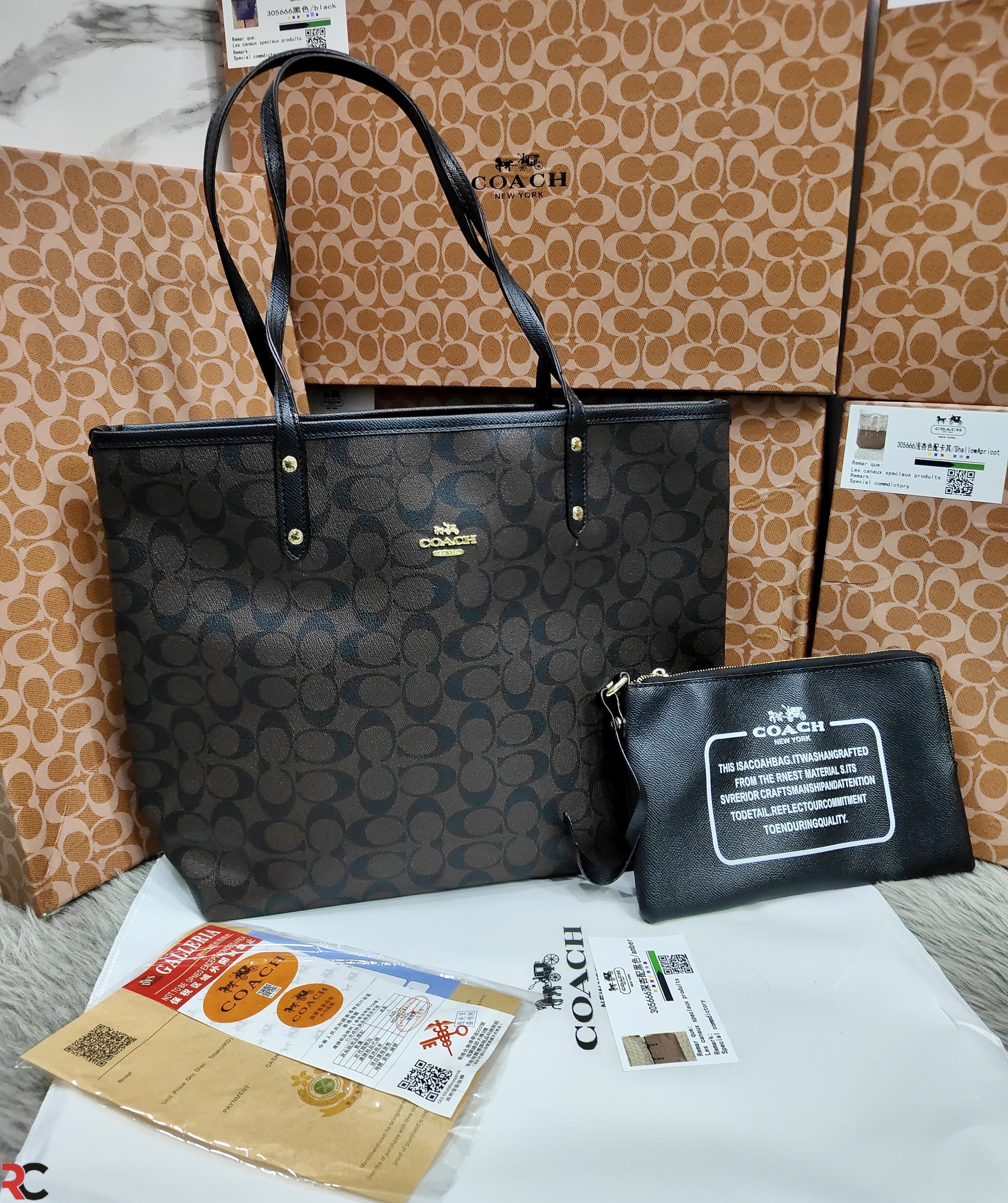 Coach City Tote In Signature Canvas