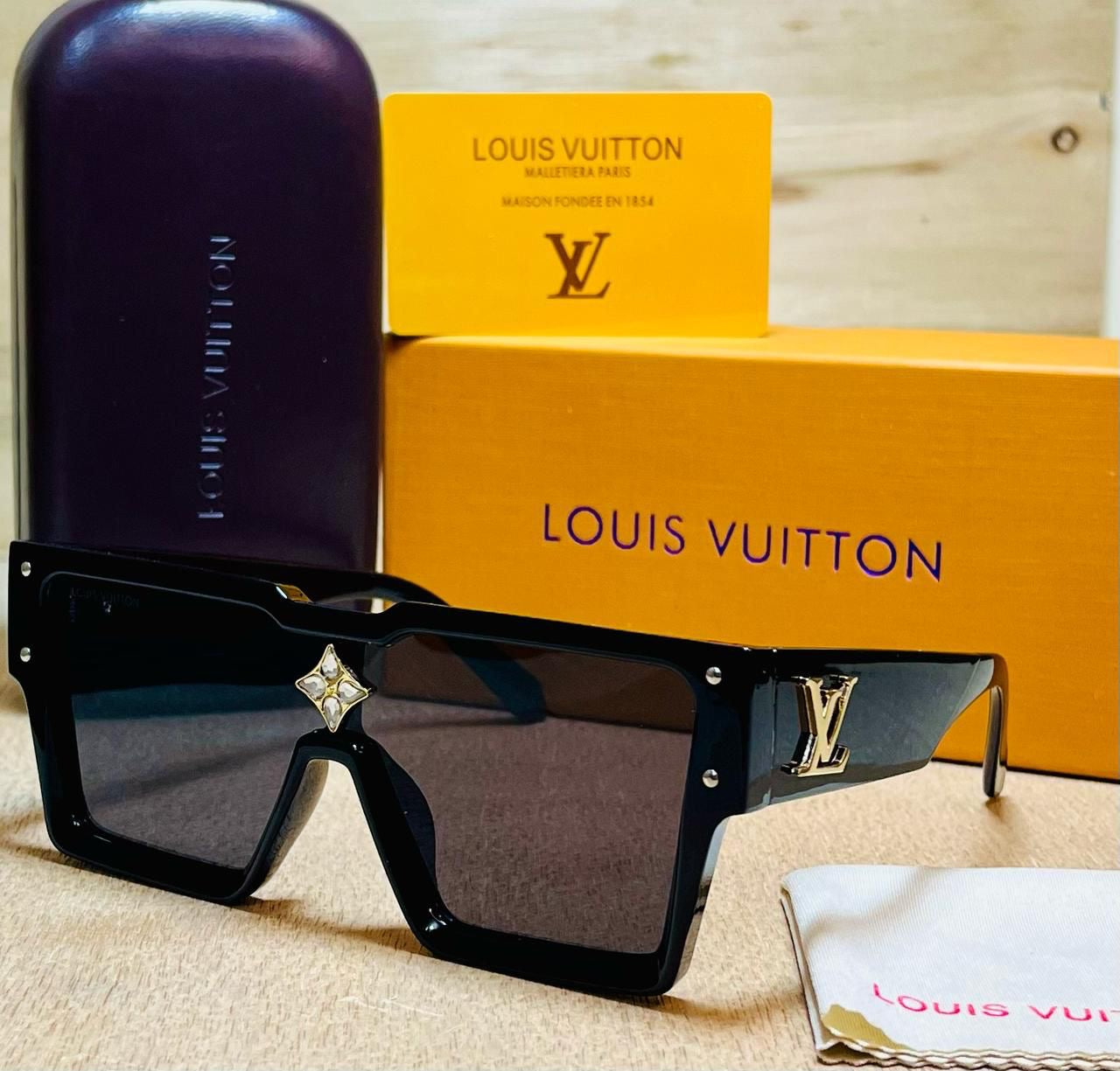 Louis Vuitton Unisex Sunglasses