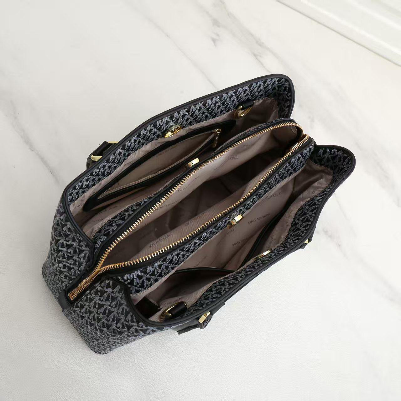 Michael Kors Sling Bag