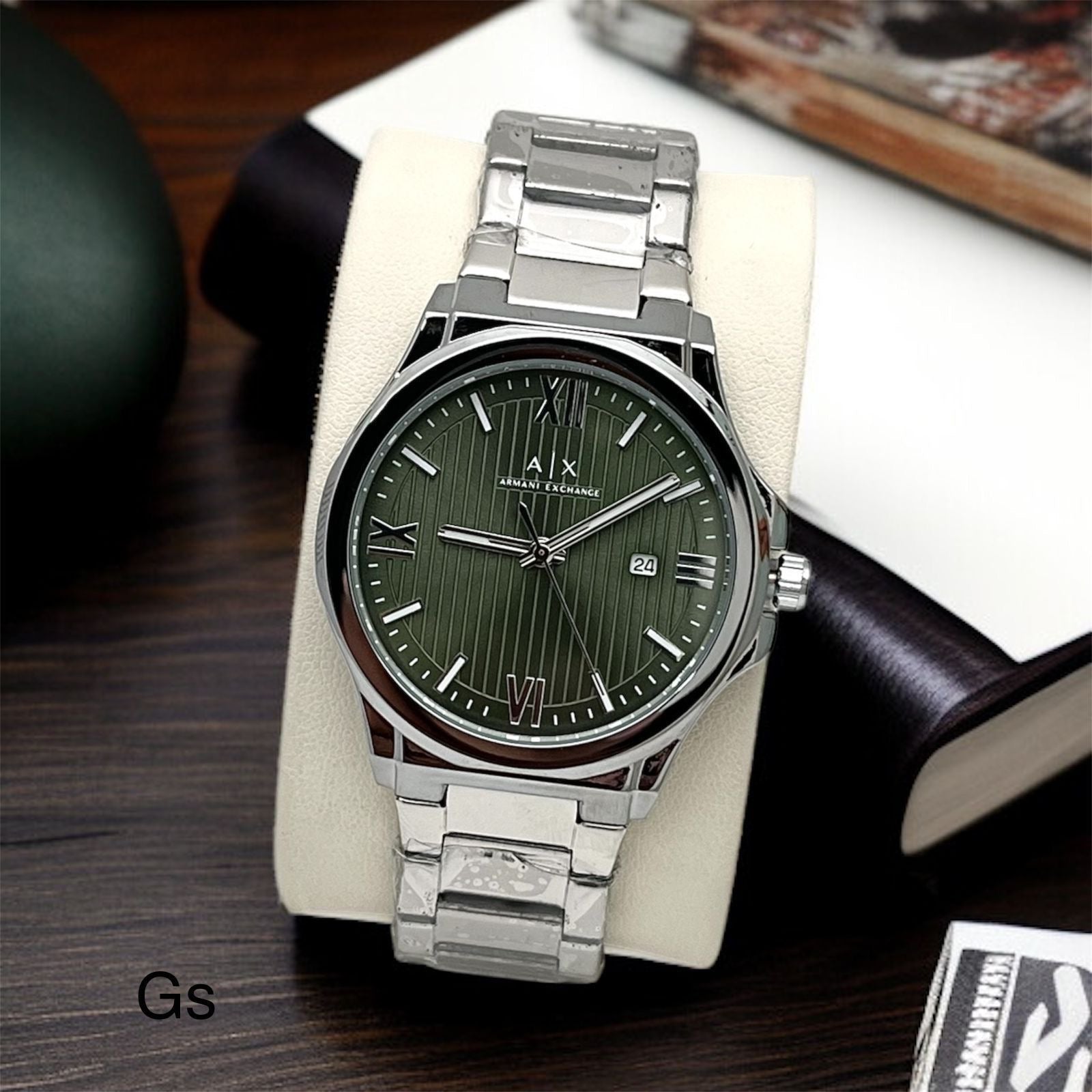 Armani Exchange Banks Collection