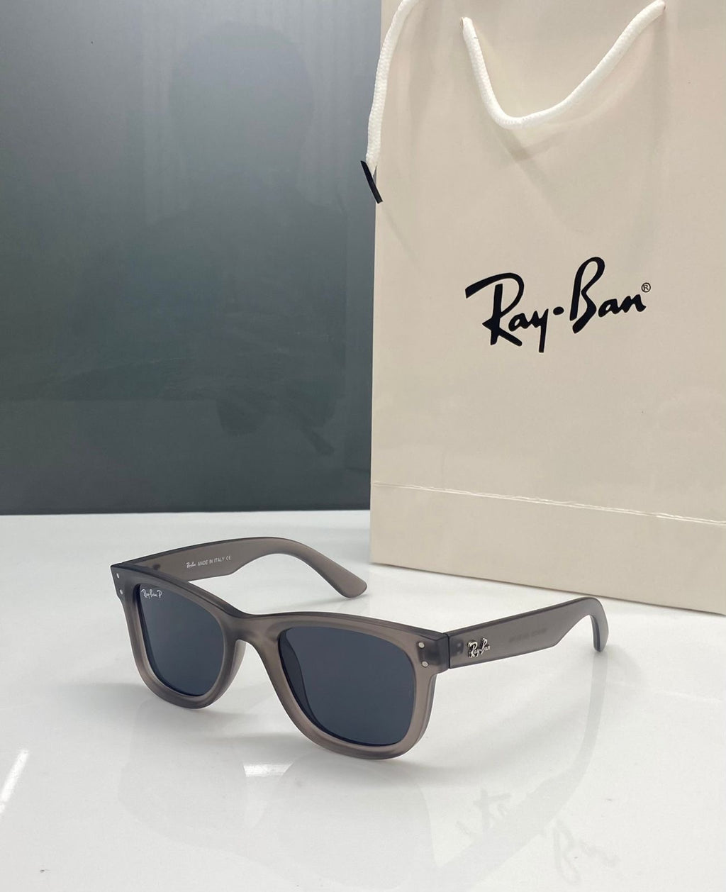 RayBan