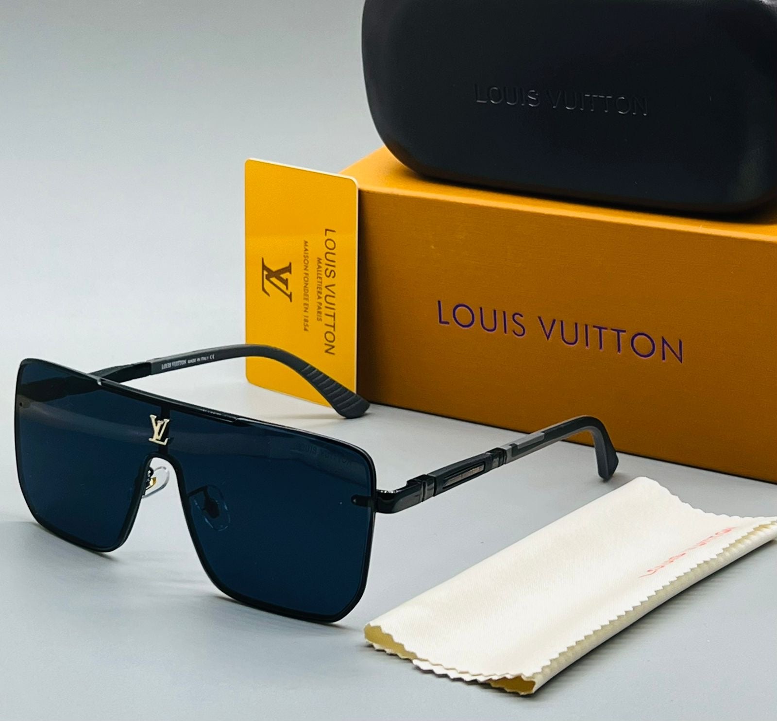 Louis Vuitton Unisex Sunglasses