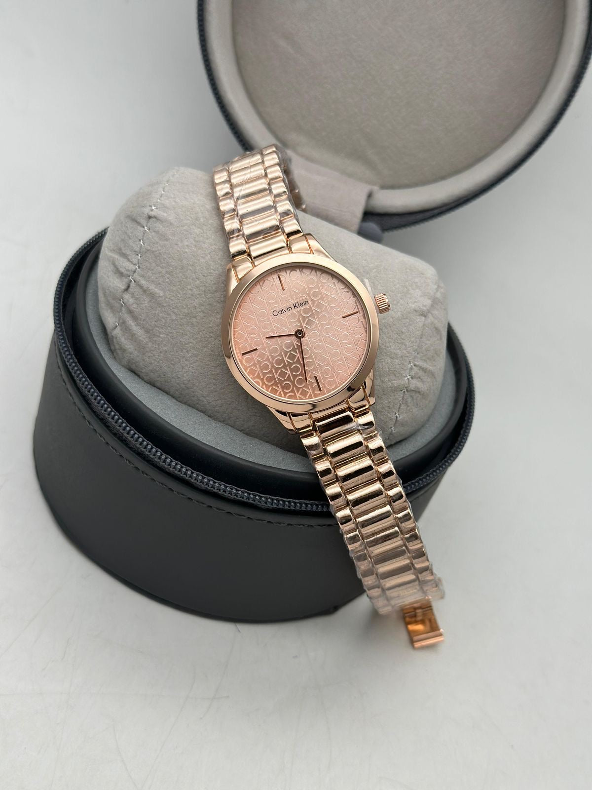 Calvin Klein Elegant Series