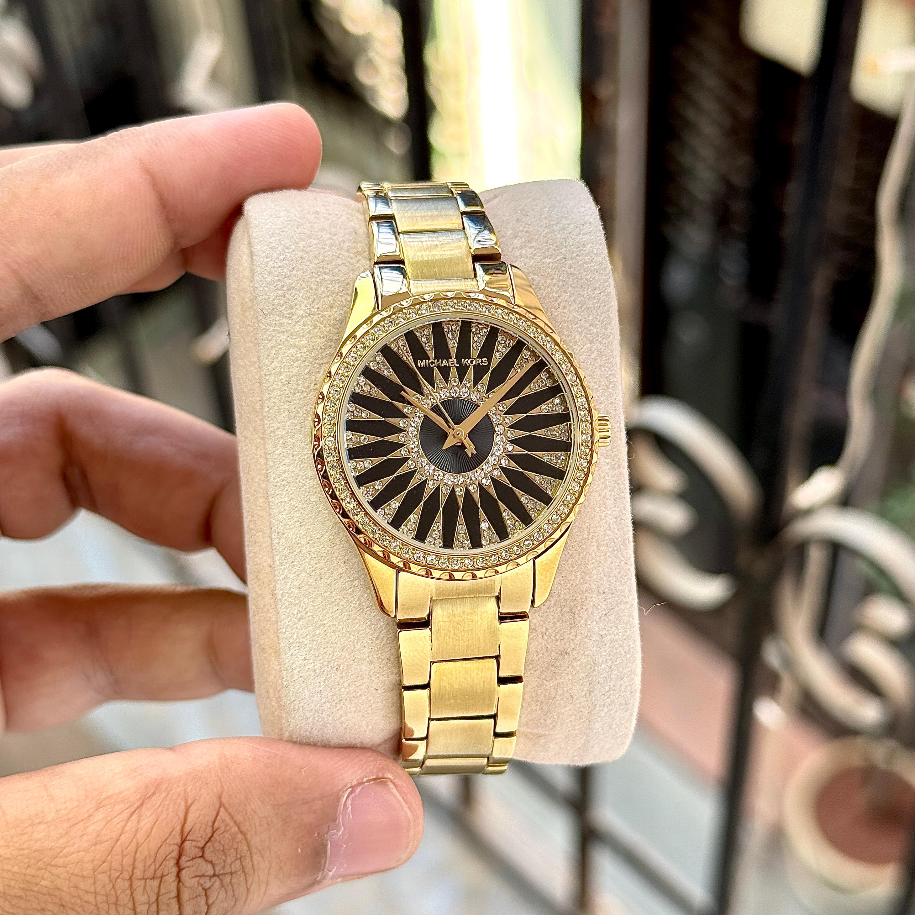 Michael Kors Layton Style