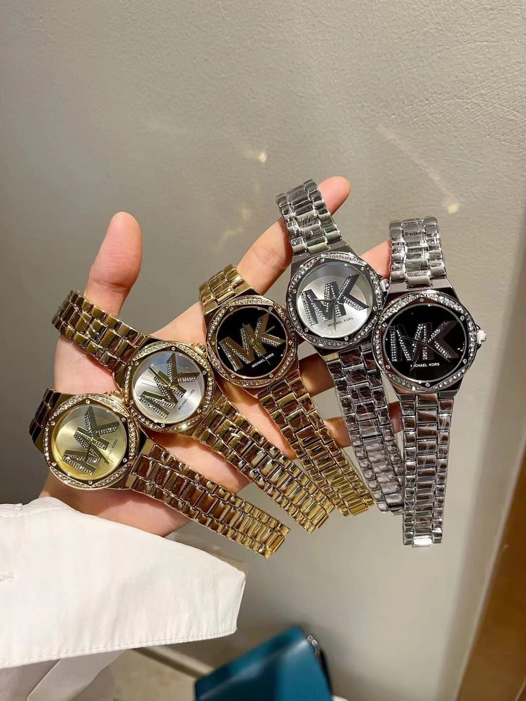 Michael Kors Lennox Pave Logo
