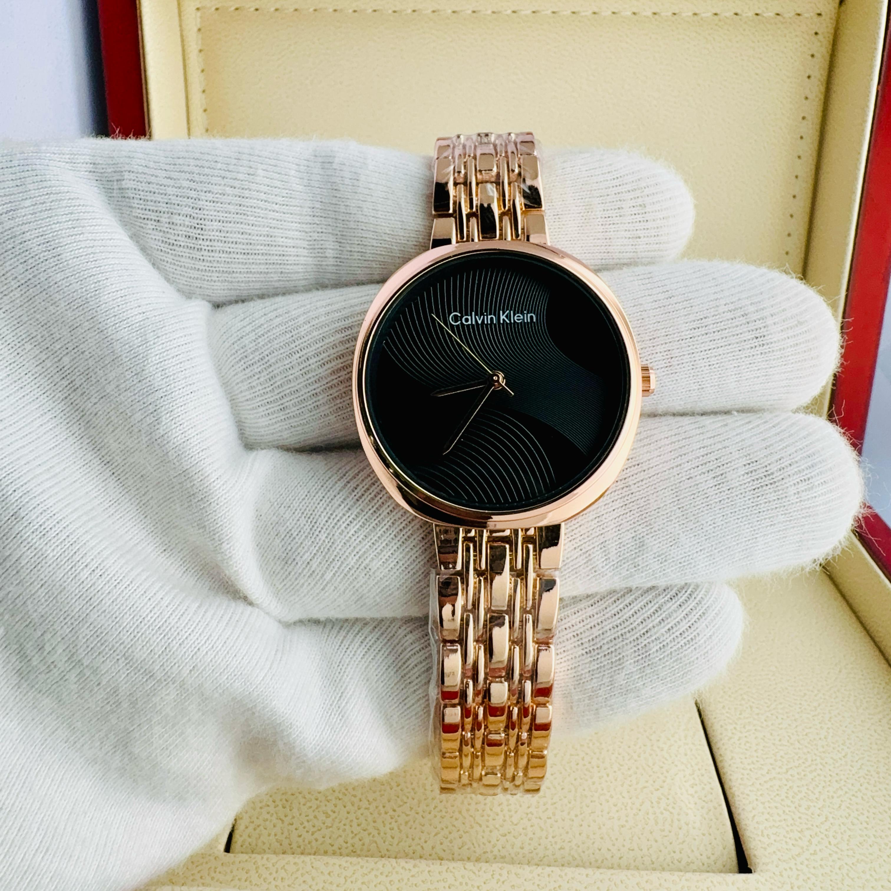 Calvin Klein Twisted Bezel Bracelet Edition