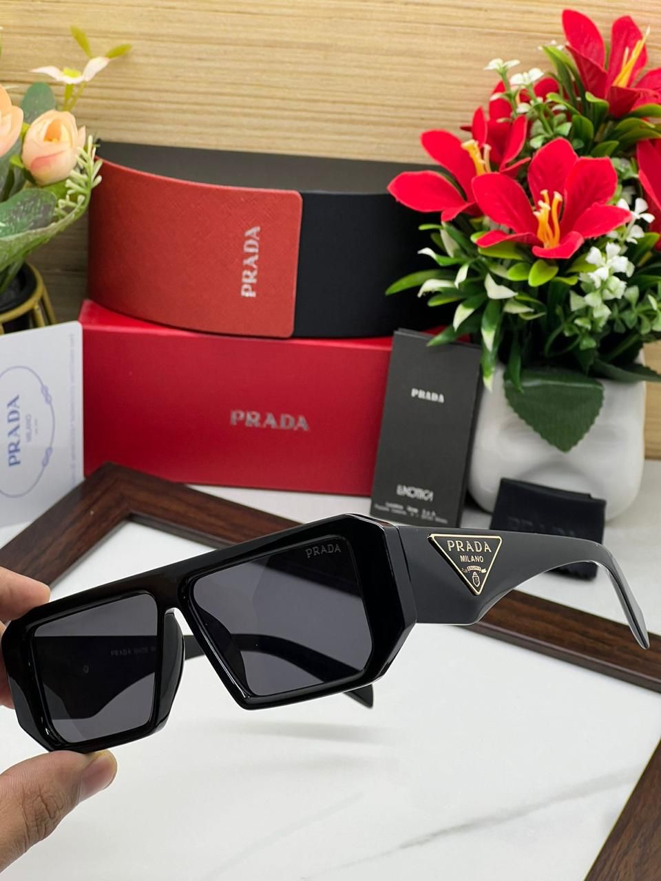 Prada Unisex Uv Lens Sunglasses