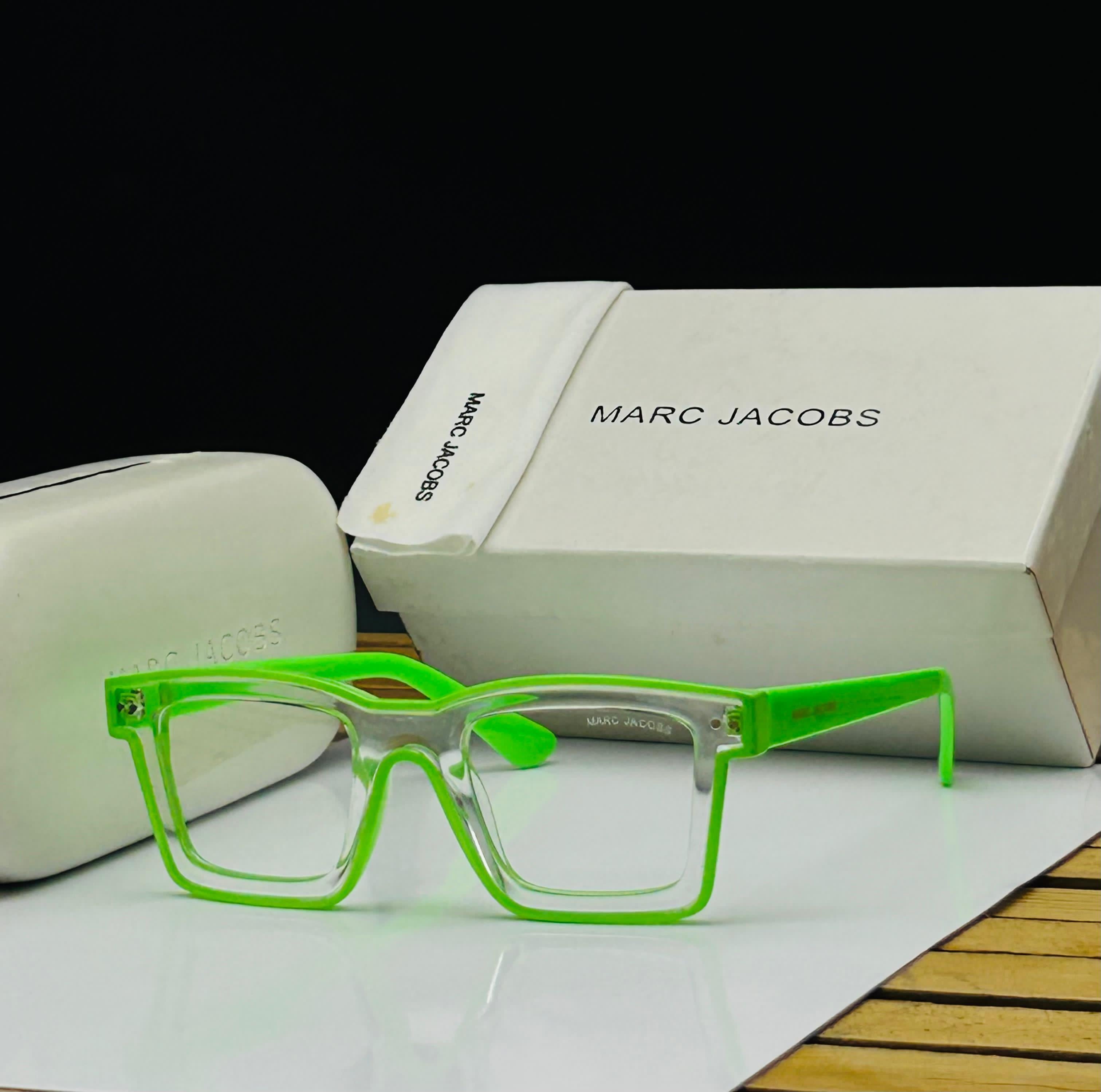 Marc Jacobs Uv Lens