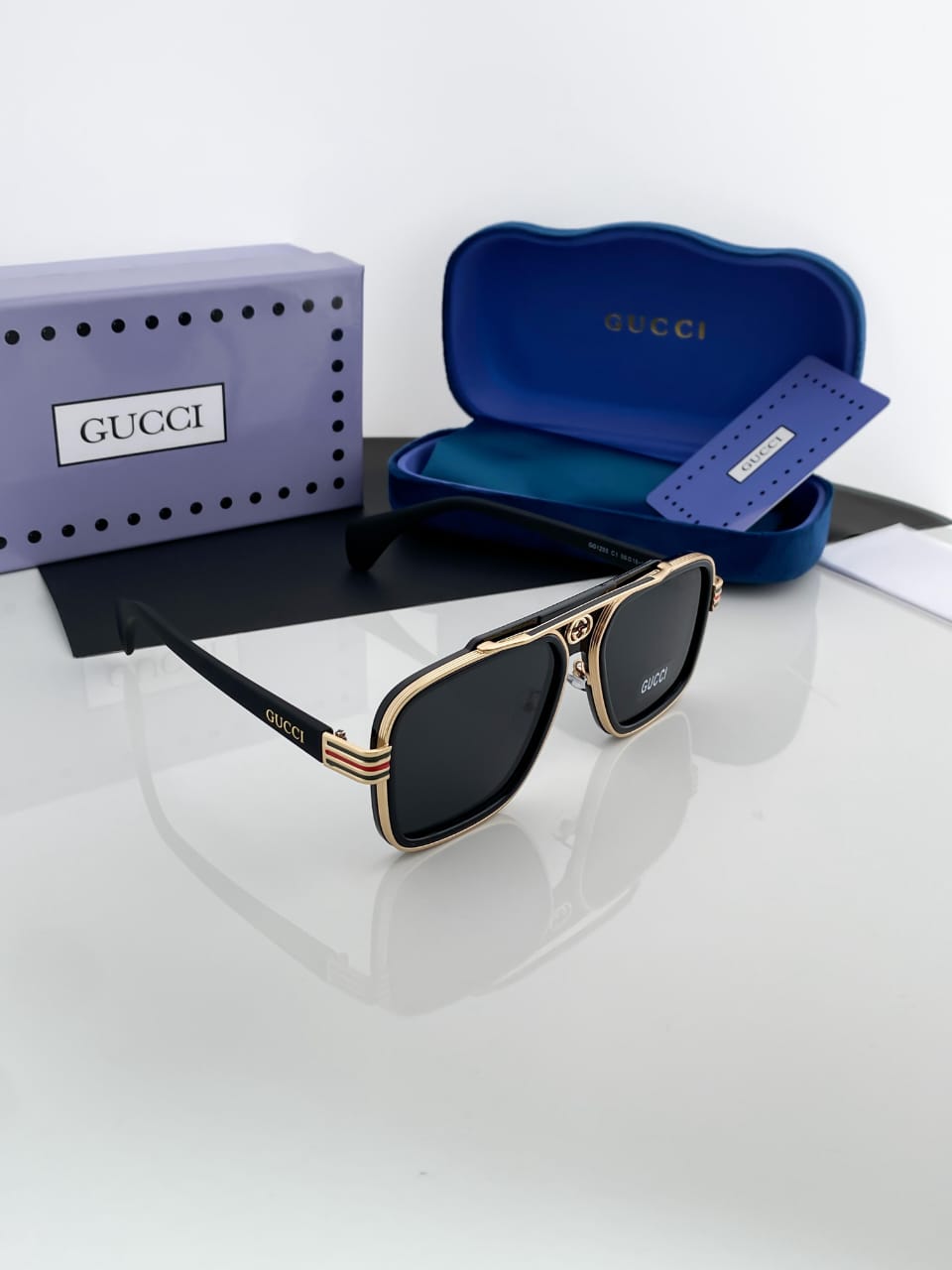 Gucci Unisex Sunglasses