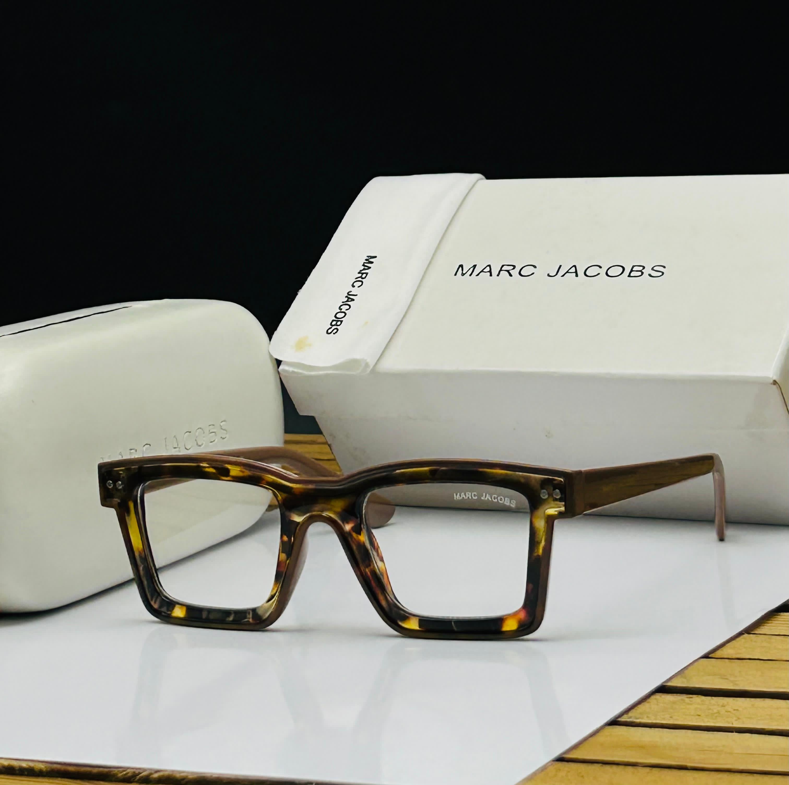 Marc Jacobs Uv Lens