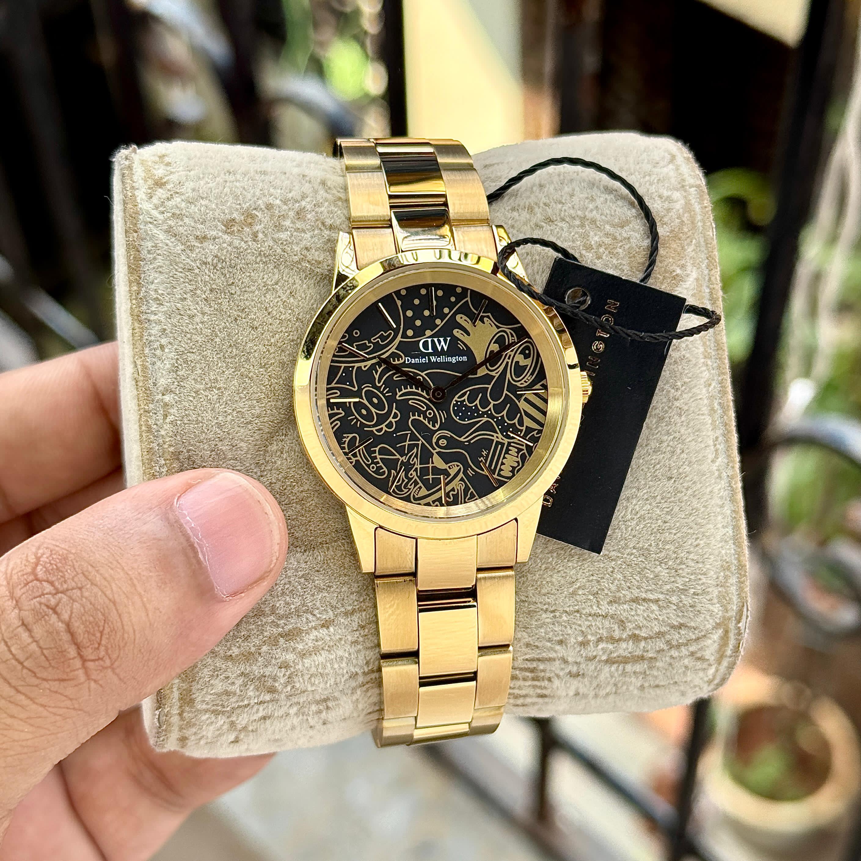 Daniel Wellington Iconic Link Dual Tone Gold