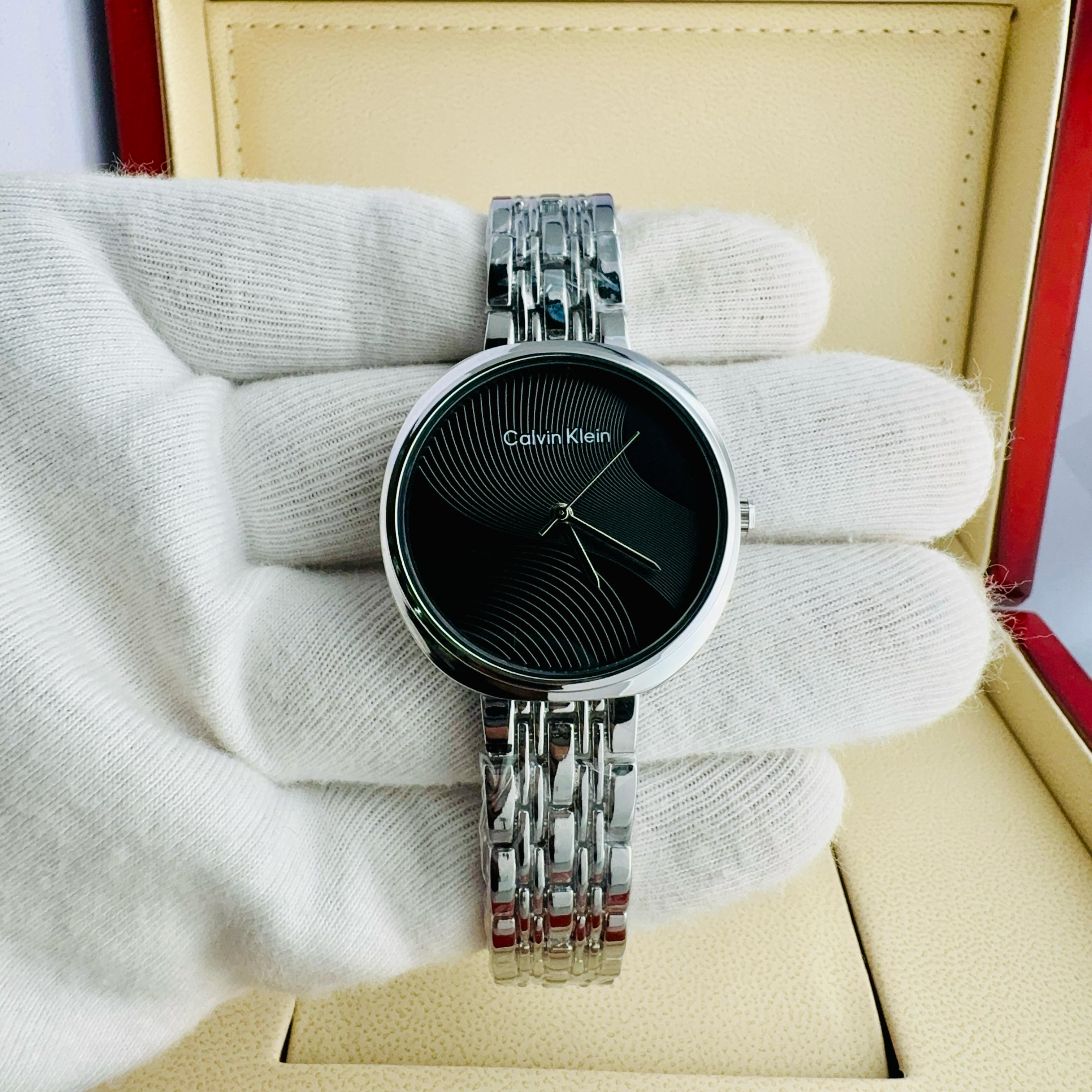 Calvin Klein Twisted Bezel Bracelet Edition