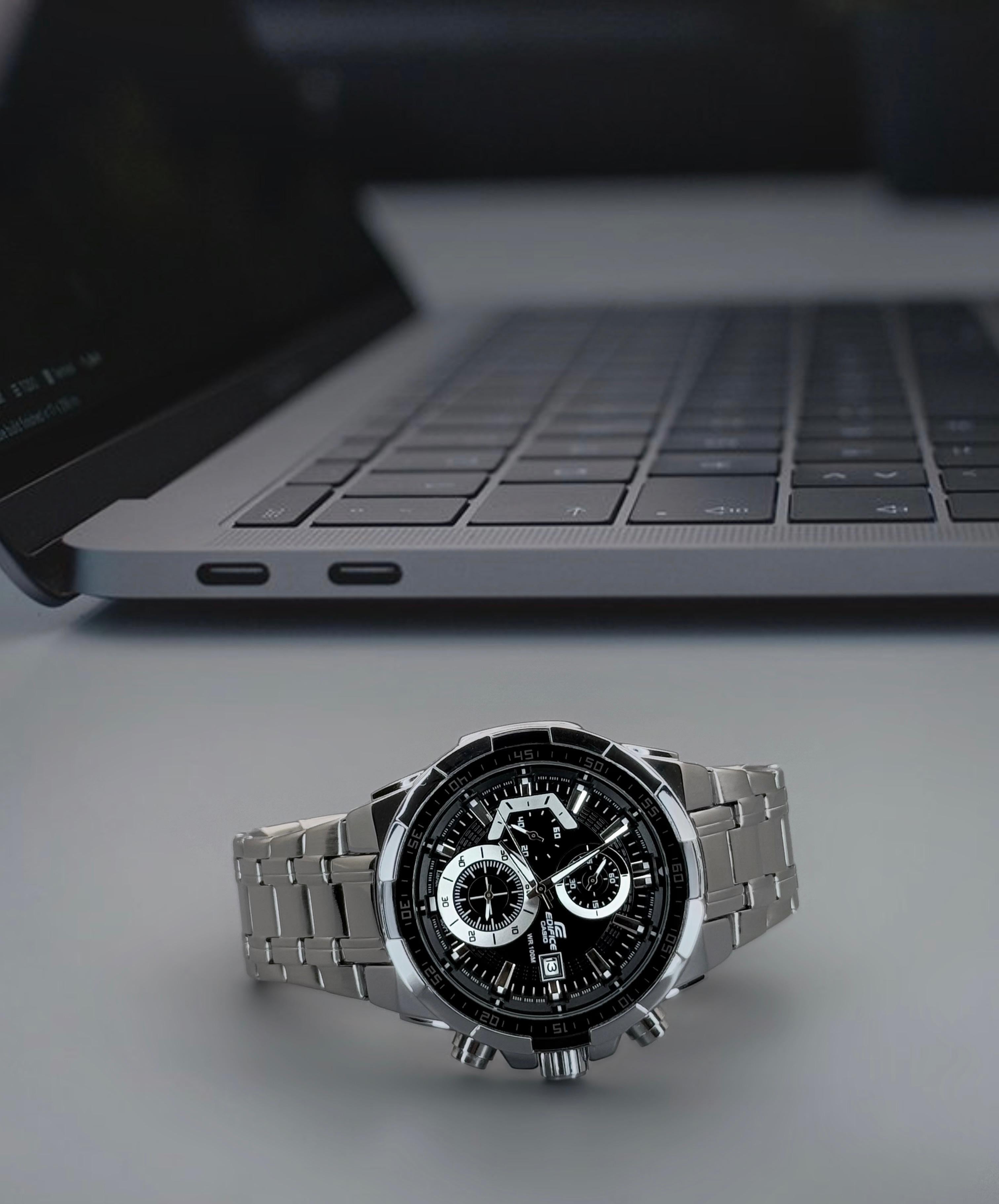 Edifice Efr Standard Chronographs