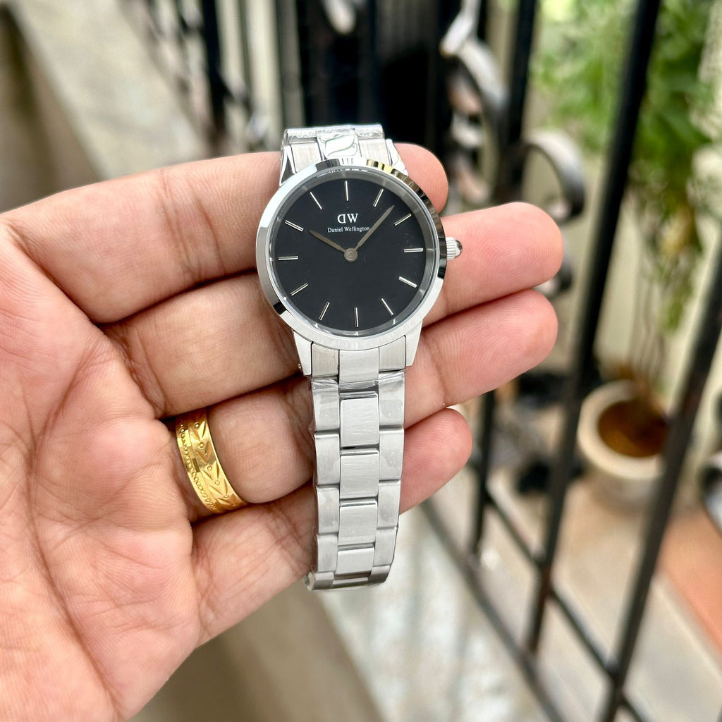 Daniel Wellington Iconic Link