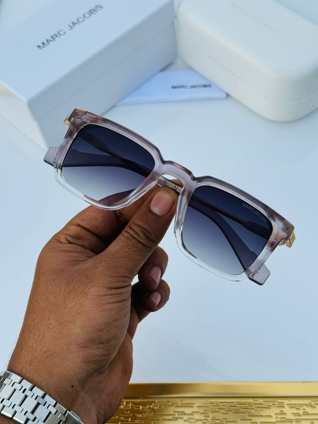 Marc Jacobs Unisex Shades