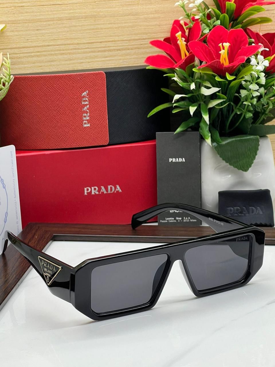 Prada Unisex Uv Lens Sunglasses
