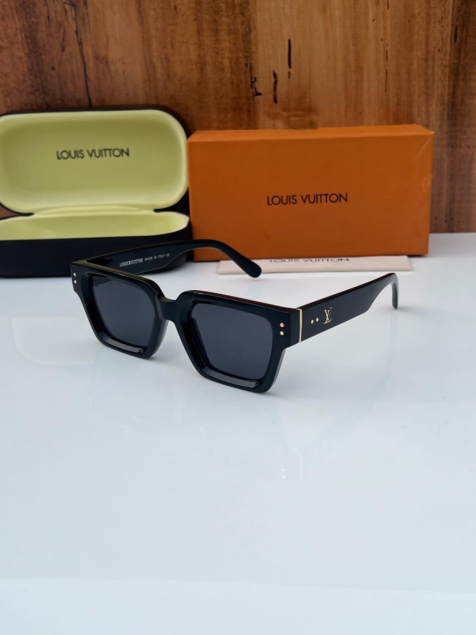 Louis Vuitton Unisex Sunglasses