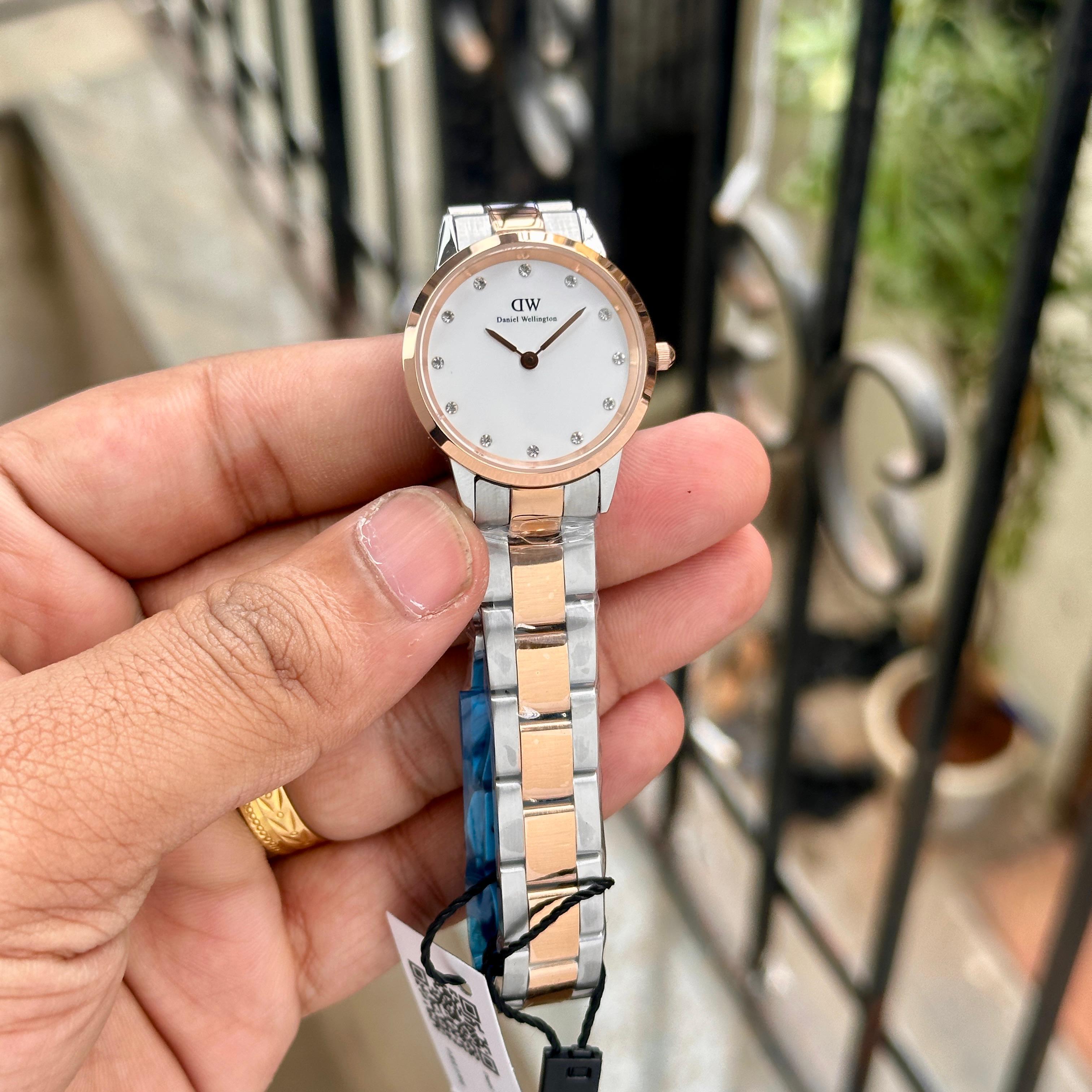 Daniel Wellington Iconic Link